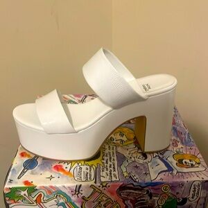 Jeffrey Campbell DENATE platform heel size 10 White
